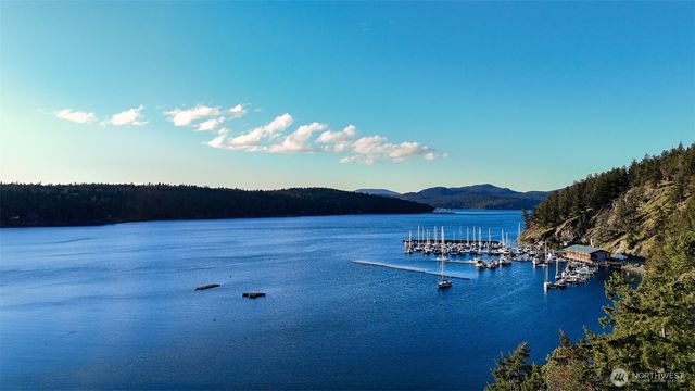 239 Shoreland Drive, Lopez Island, WA 98261