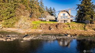 239 Shoreland Drive, Lopez Island, WA 98261