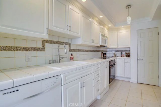 3200 La Rotonda Drive 311, Rancho Palos Verdes, CA 90275