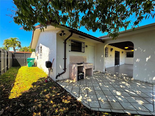 2835 SW 108th Pl, Miami, FL 33165