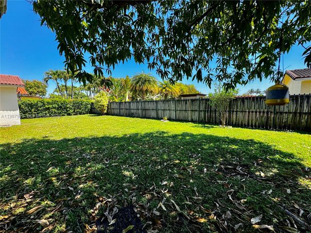 2835 SW 108th Pl, Miami, FL 33165