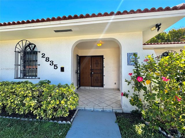2835 SW 108th Pl, Miami, FL 33165