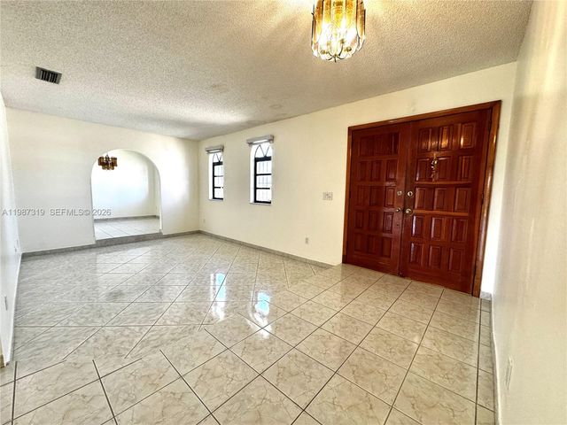 2835 SW 108th Pl, Miami, FL 33165