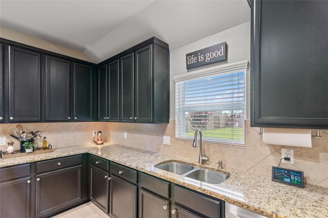 18782 Maverick Ranch Road E, Magnolia, TX 77355