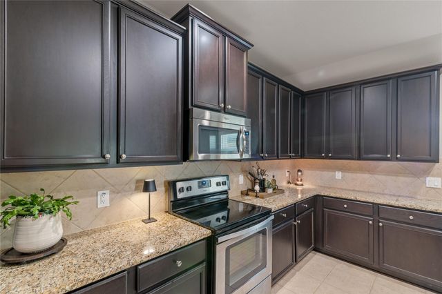 18782 Maverick Ranch Road E, Magnolia, TX 77355