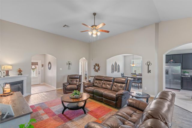 18782 Maverick Ranch Road E, Magnolia, TX 77355
