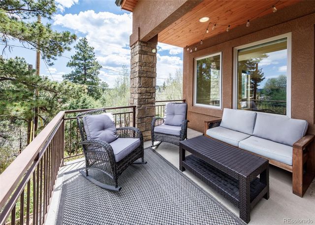 374 Hoover Lane, Palmer Lake, CO 80133