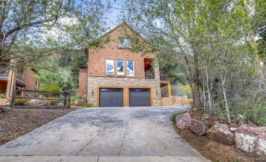 374 Hoover Lane, Palmer Lake, CO 80133