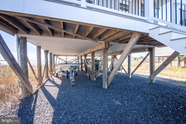 327 OAKLAND AVE, Pleasantville, NJ 08232