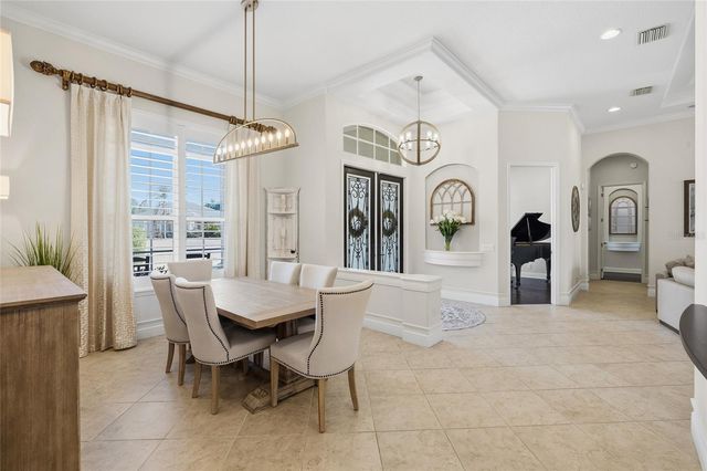 6113 AUDUBON MANOR BOULEVARD, Lithia, FL 33547