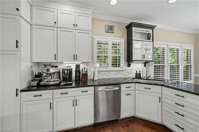 5718 Bayleaf Lane, Greensboro, NC 27455