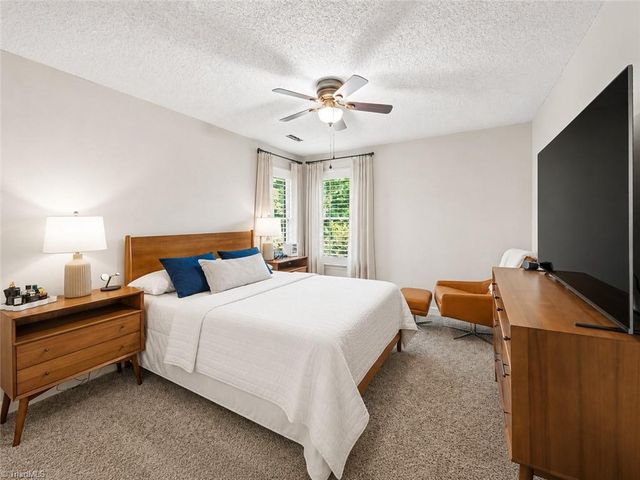 5718 Bayleaf Lane, Greensboro, NC 27455