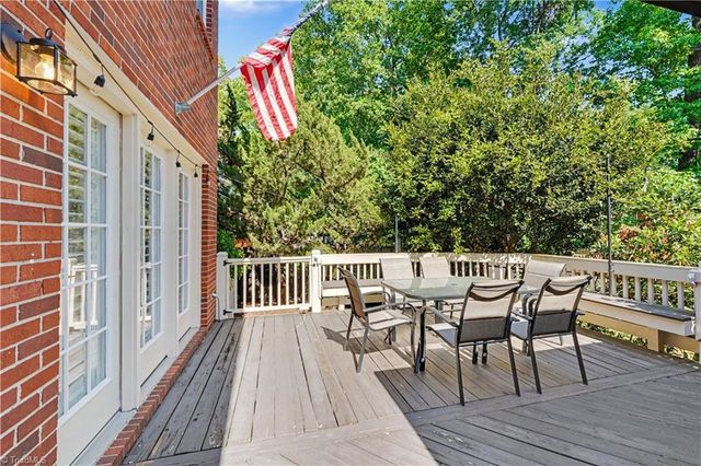 5718 Bayleaf Lane, Greensboro, NC 27455