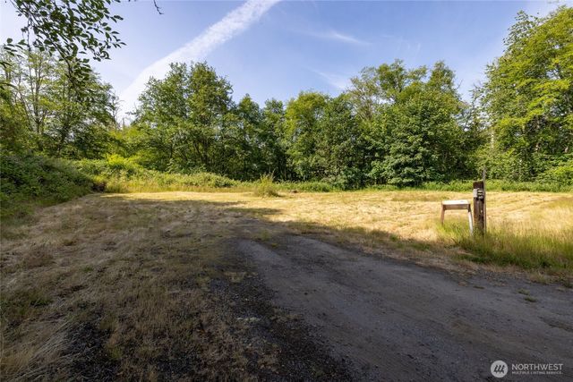 1875 NE Sipes Lane, Bremerton, WA 98311