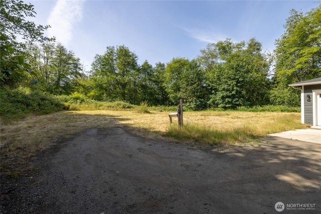 1875 NE Sipes Lane, Bremerton, WA 98311