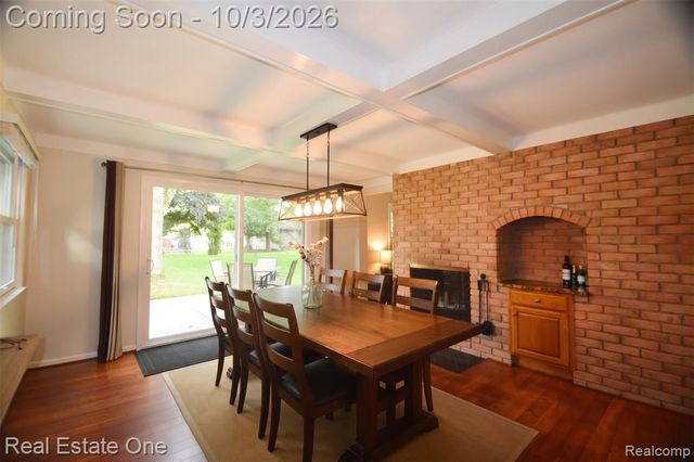 915 Ironstone Drive, Rochester Hills, MI 48309