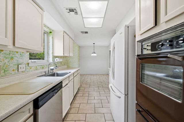 7103 Pella Drive, Houston, TX 77036