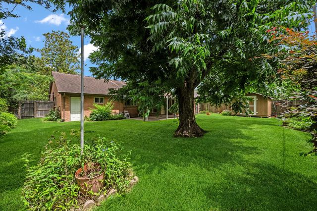 7103 Pella Drive, Houston, TX 77036