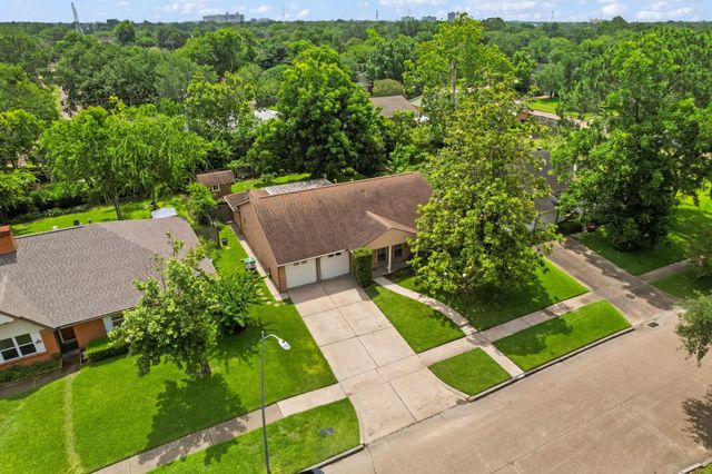 7103 Pella Drive, Houston, TX 77036