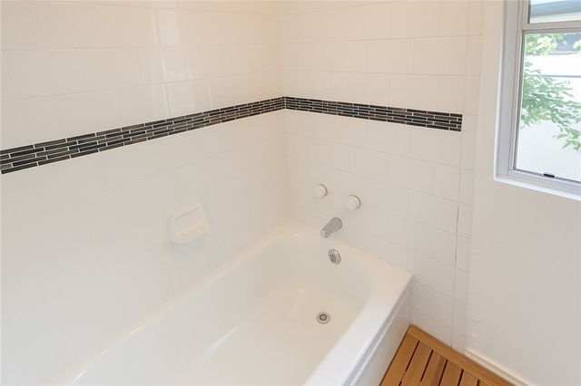 6301 Coldwater Canyon 22, North Hollywood, CA 91606