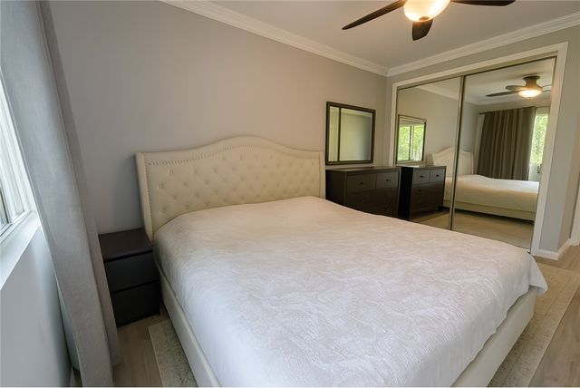 6301 Coldwater Canyon 22, North Hollywood, CA 91606