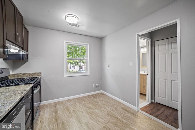 9328 HUMPHRIES DR, Burke, VA 22015