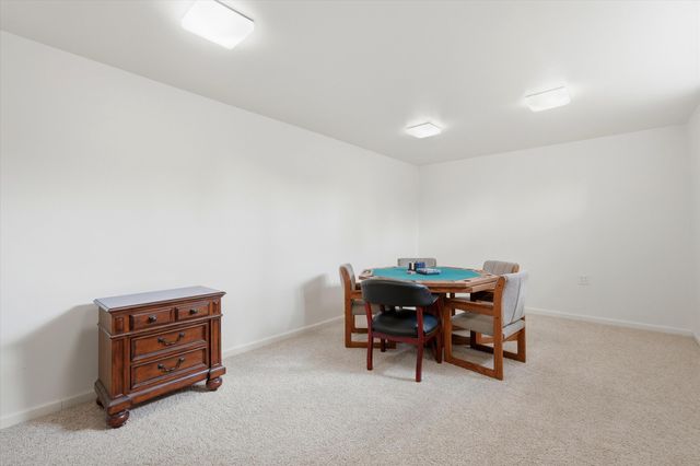 17179 Island Loop Way, Bend, OR 97707