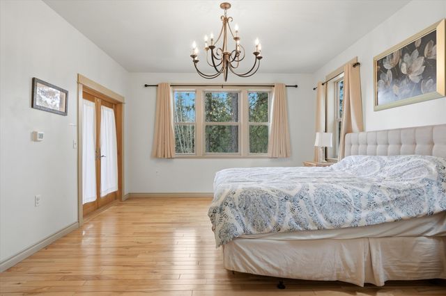 17179 Island Loop Way, Bend, OR 97707