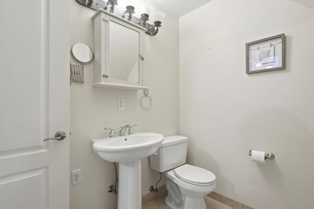 17179 Island Loop Way, Bend, OR 97707