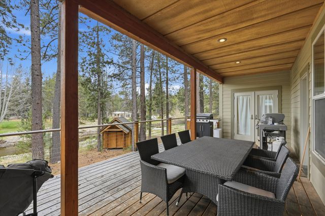 17179 Island Loop Way, Bend, OR 97707