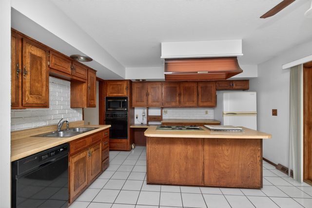 3901 SW 31st Street, Des Moines, IA 50321
