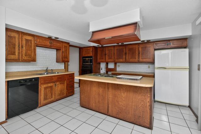 3901 SW 31st Street, Des Moines, IA 50321