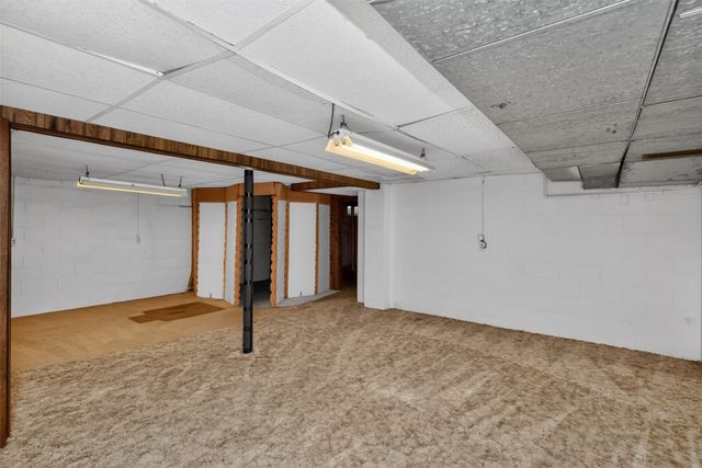 3901 SW 31st Street, Des Moines, IA 50321