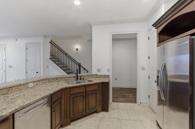 65 E Pontotoc Ave Apt 303, Memphis, TN 38103