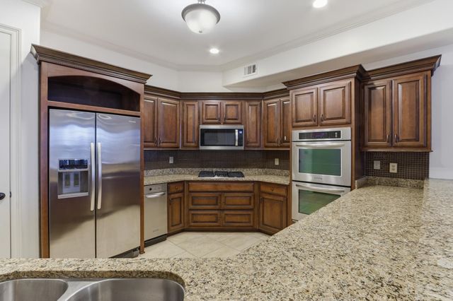 65 E Pontotoc Ave Apt 303, Memphis, TN 38103