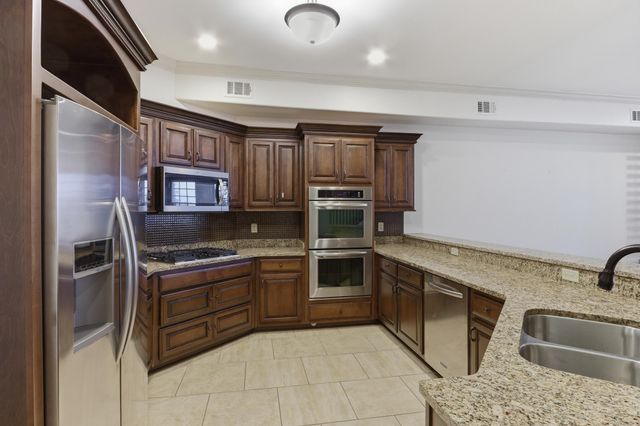 65 E Pontotoc Ave Apt 303, Memphis, TN 38103