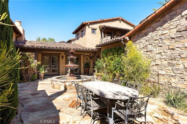 9 Sandalo Court, Ladera Ranch, CA 92694