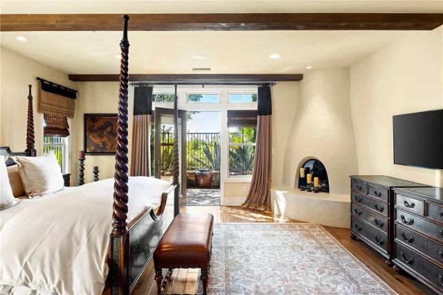 9 Sandalo Court, Ladera Ranch, CA 92694