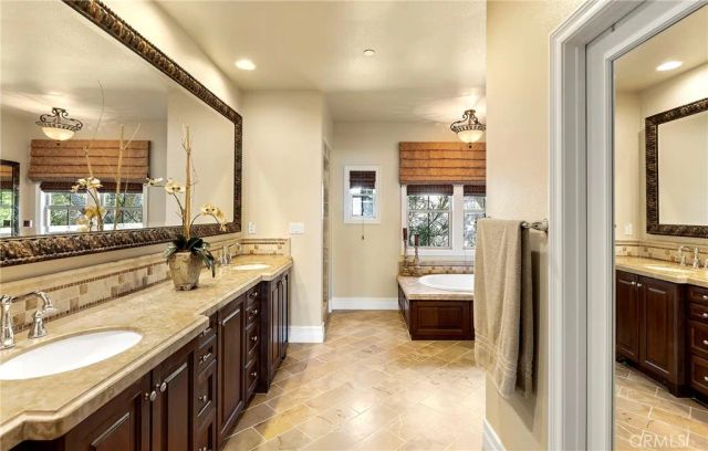9 Sandalo Court, Ladera Ranch, CA 92694