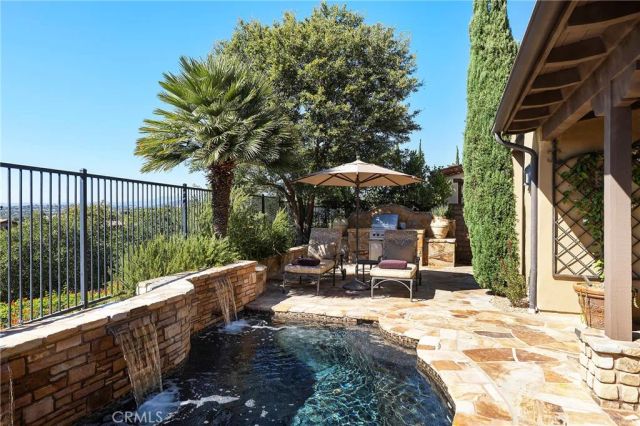 9 Sandalo Court, Ladera Ranch, CA 92694