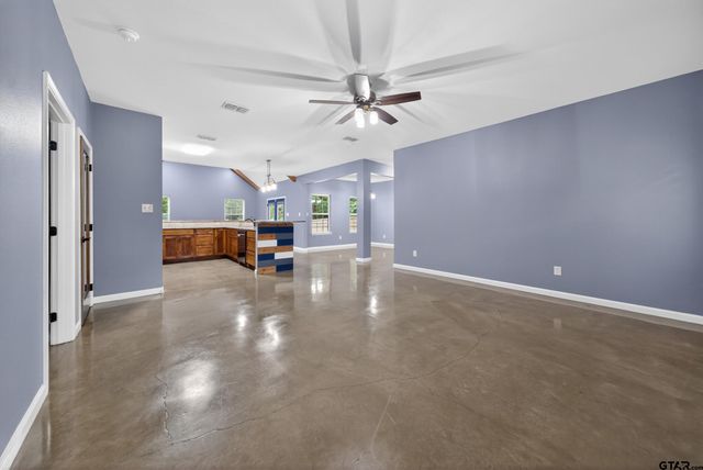 13812 E Highway 64, Tyler, TX 75707