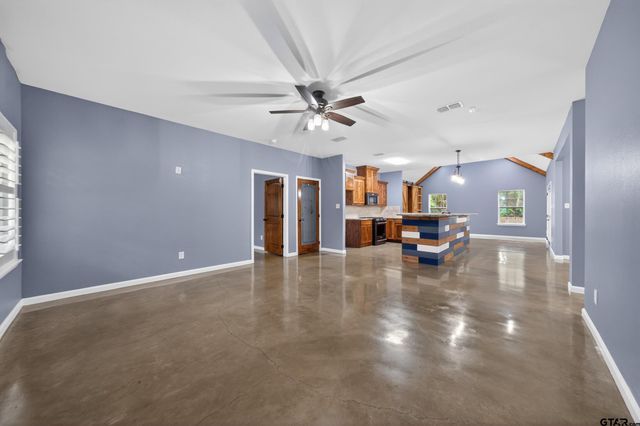 13812 E Highway 64, Tyler, TX 75707