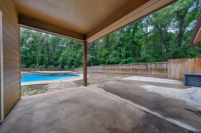 13812 E Highway 64, Tyler, TX 75707