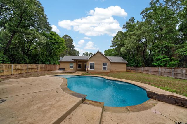 13812 E Highway 64, Tyler, TX 75707
