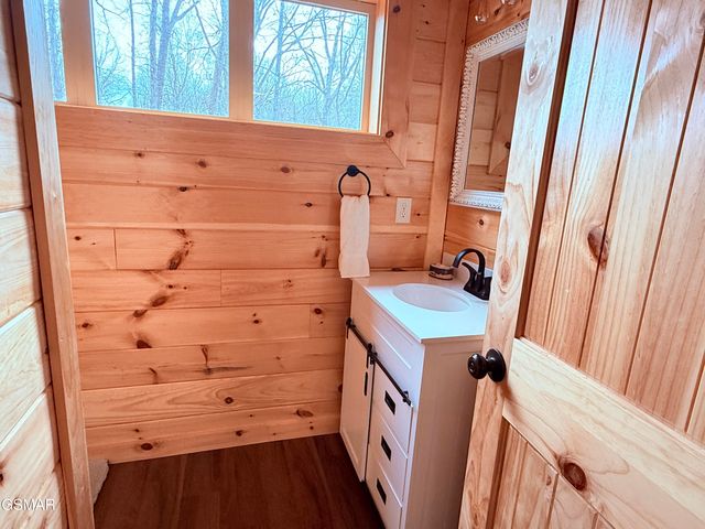 735 Timberlake Circle, Sevierville, TN 37876