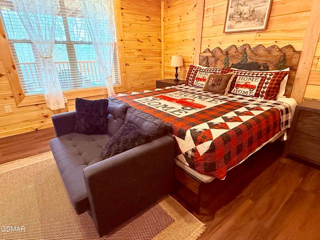 735 Timberlake Circle, Sevierville, TN 37876