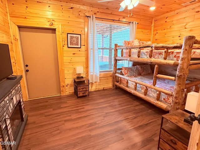 735 Timberlake Circle, Sevierville, TN 37876