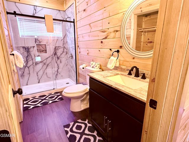 735 Timberlake Circle, Sevierville, TN 37876