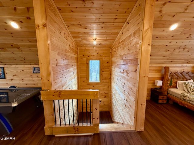 735 Timberlake Circle, Sevierville, TN 37876