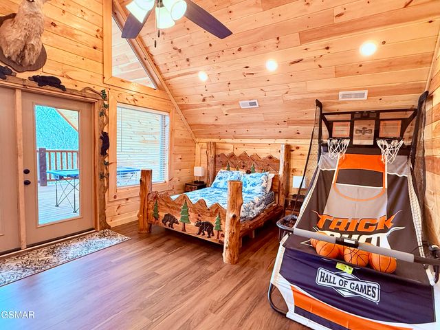 735 Timberlake Circle, Sevierville, TN 37876